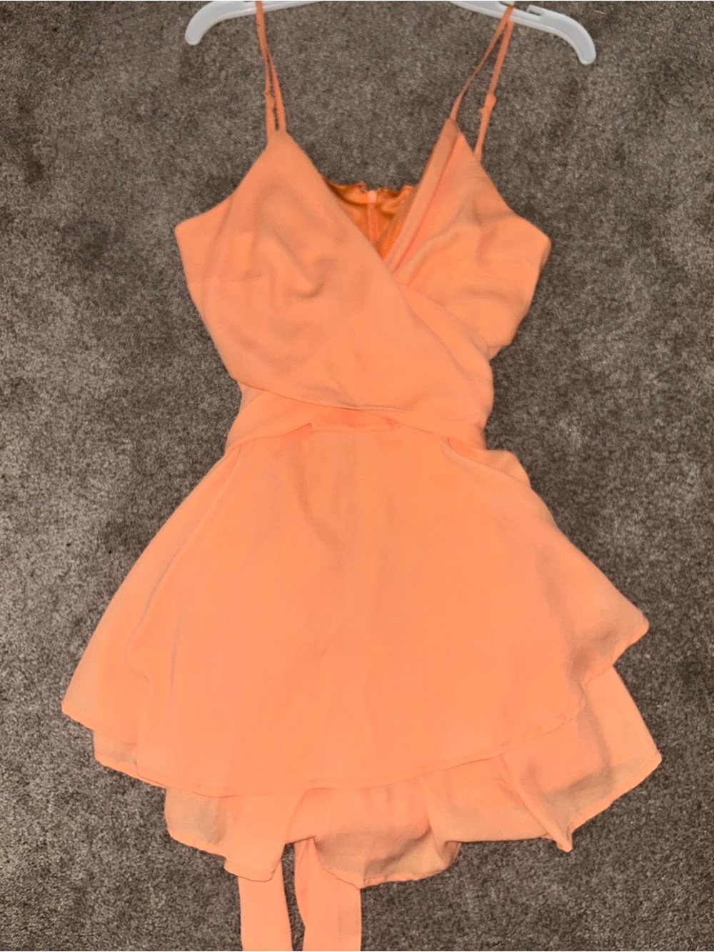 ❌sold❌Blue Rain/Francesca’s Peach Wrap Spaghetti-Strap Mini Dress Romper